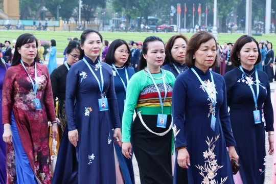 Đoàn đại biểu phụ nữ Thanh Hóa tham gia nhiều hoạt động tại Đại hội đại biểu Phụ nữ toàn quốc lần thứ XIV