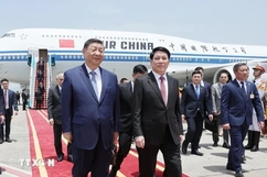 Tổng Bí thư, Chủ tịch nước Trung Quốc Tập Cận Bình bắt đầu chuyến thăm Việt Nam
