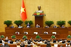 Quốc hội biểu quyết thông qua việc miễn, hỗ trợ học phí đối với trẻ mầm non