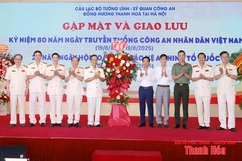 Bí thư Tỉnh ủy Nguyễn Doãn Anh gặp mặt các tướng lĩnh, sĩ quan công an đồng hương Thanh Hóa tại Hà Nội