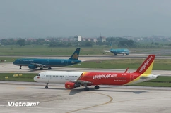 Có 435 chuyến thay đổi đường bay, hủy chuyến do ảnh hưởng cơn bão số 5