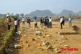 Báo cáo sơ bộ kết quả khai quật hào thành phía Đông và Tây Thành Nhà Hồ