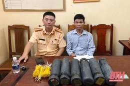 Bắt quả tang đối tượng tàng trữ  trái phép thuốc nổ