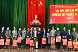 Huyện Thọ Xuân: Gặp mặt giáo dân tiêu biểu