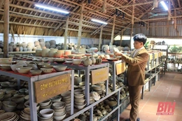 Người sưu tầm hơn 50.000 cổ vật và 5 ngôi nhà cổ