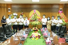 Phó Bí thư Thường trực Tỉnh ủy Lại Thế Nguyên chúc mừng Hội Nhà báo tỉnh và Báo Thanh Hóa