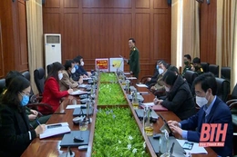 Chỉ huy trưởng Bộ CHQS tỉnh kiểm  tra, chúc tết tại huyện Như Thanh