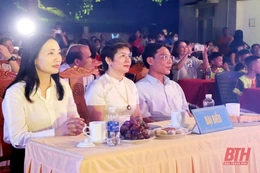 Báo Tiền phong tổ chức “Đêm hội trăng rằm” cho các đối tượng ở Trung tâm Bảo trợ xã hội số 2