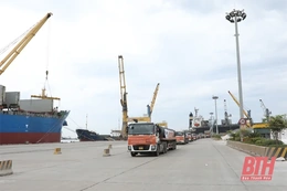 Thúc đẩy hàng hóa lưu thông qua Cảng Nghi Sơn - chính sách mới, kỳ vọng mới
