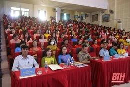 Bồi dưỡng chuyên đề “Phụ nữ thời đại 4.0”