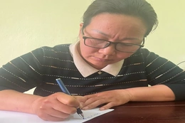 Giả vờ mua sim, trà trộn vào bưu điện để trộm cắp