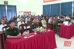 Mường Lát bồi dưỡng  kiến thức QP-AN cho cá nhân tiêu biểu, người có uy tín