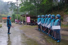 Xây dựng lực lượng dân quân tự vệ “vững mạnh, rộng khắp”