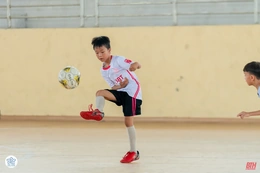U8 và U10 Thanh Thái Thiệu Hoá:  “Đá đẹp, cổ vũ đẹp”