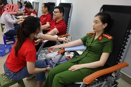 Chia sẻ yêu thương, trao sự sống