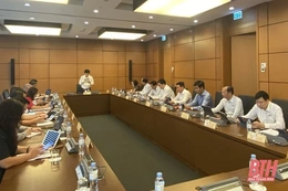 Kỳ họp thứ  8, Quốc hội khóa XV: Đoàn ĐBQH tỉnh Thanh Hóa tham gia thảo luận tại tổ nhiều nội dung quan trọng