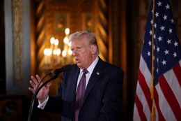 Donald Trump không loại trừ khả năng dùng vũ lực để chiếm Kênh đào Panama và Greenland