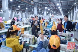 Trở lại nhịp sản xuất