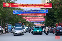 Thành phố Thanh Hóa rực rỡ cờ hoa chào mừng kỷ niệm 60 năm Hàm Rồng chiến thắng