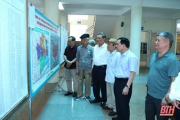 Phó Bí thư Thường trực Tỉnh ủy Lại Thế Nguyên dự hội nghị lấy ý kiến Nhân dân về phương án sắp xếp đơn vị hành chính cấp xã trên địa bàn thành phố Thanh Hóa