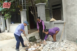 Những con đường ý Đảng, lòng dân
