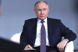 Tổng thống Nga công khai về người kế nhiệm, vũ khí hạt nhân và Crimea