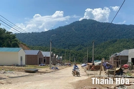 Văn Phú nỗ lực đảm bảo an toàn cho người dân vùng chịu ảnh hưởng thiên tai