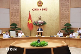 Khẩn trương hoàn thiện các dự án luật để trình Quốc hội vào tháng 10