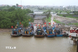 Thủ tướng: Chủ động ứng phó với bão số 10 ở mức cao nhất, không để bị động