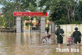 19 trường trên địa bàn xã Nông Cống tiếp tục cho học sinh nghỉ học do ngập lụt