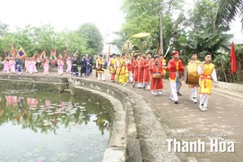 Đền Đức Thánh Cả dưới chân núi Mã Yên