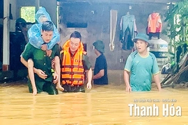 Người dân viết thư cảm ơn Công an xã Vân Du đã cứu bà cụ 95 tuổi trong bão lũ