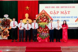 Xã Hà Long: Gặp mặt kỷ niệm Ngày Doanh nhân Việt Nam 13/10