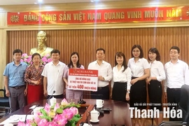 Các chi nhánh Ngân hàng Agribank trên địa bàn tỉnh Thanh Hóa ủng hộ 400 triệu đồng  khắc phục hậu quả mưa lũ