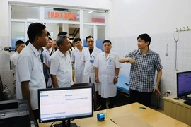 Hướng tới xây dựng hệ thống y tế thông minh, hiệu quả