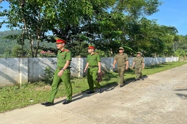 Bám sát cơ sở giữ vững an ninh trật tự