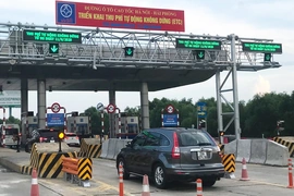 Miễn phí đường bộ cho các phương tiện vận chuyển hàng cứu trợ bão lũ