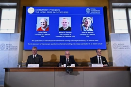 Giải Nobel Vật lý năm 2025 vinh danh 3 nhà khoa học