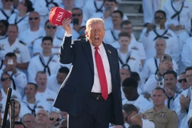 Tổng thống Mỹ Donald Trump tôn vinh sức mạnh Hải quân tại lễ kỷ niệm 250 năm ngày Hải quân Mỹ