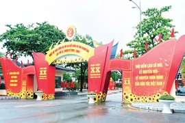 Vững tin dưới ngọn cờ vinh quang của Đảng