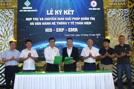 Ký kết xây dựng và triển khai hệ thống quản lý y tế thông minh, hiệu quả