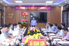 Chủ tịch UBND tỉnh Nguyễn Hoài Anh làm việc với các xã thuộc vùng huyện Quan Sơn cũ