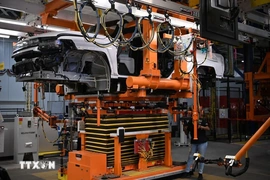 Các nhà sản xuất ôtô lớn kêu gọi Mỹ không áp thuế robot, máy công nghiệp