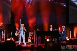 Dư âm của “Secret Garden Live in Vietnam” trong trái tim những người yêu âm nhạc
