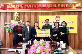 Ủy ban MTTQ tỉnh tiếp nhận ủng hộ đồng bào vùng lũ