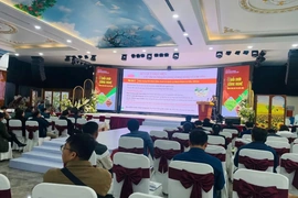 Hội thảo “Giải pháp nâng cao hiệu quả chuỗi giá trị sản xuất sắn bền vững”.