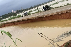Cần có giải pháp bền vững sau sự cố tràn đê ở Xuân Tín