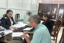 Tạm hoãn xuất cảnh nhiều giám đốc doanh nghiệp nợ thuế