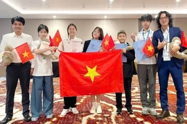 5 học sinh Việt Nam giành huy chương tại kỳ thi Olympic vật lý trẻ thế giới