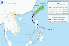 Bão số 14 di chuyển chậm hướng về đảo Đài Loan
